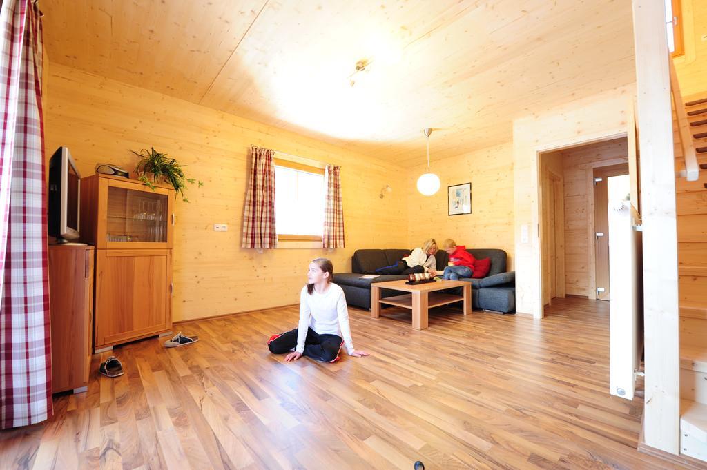 Feriendorf Am Hahnenkamm Reutte Eksteriør billede